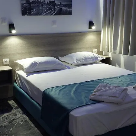 Hotel San Georgio Tsoútsouros