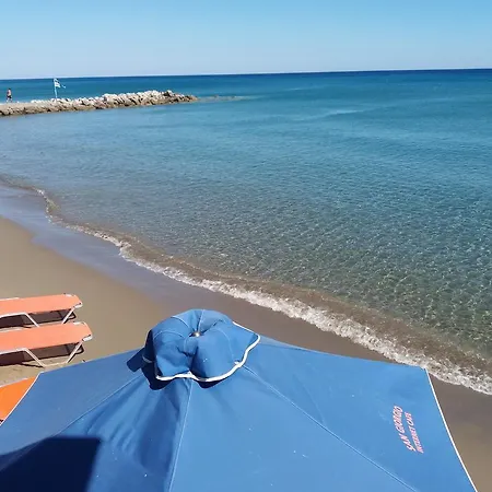 San Georgio * Tsoútsouros
